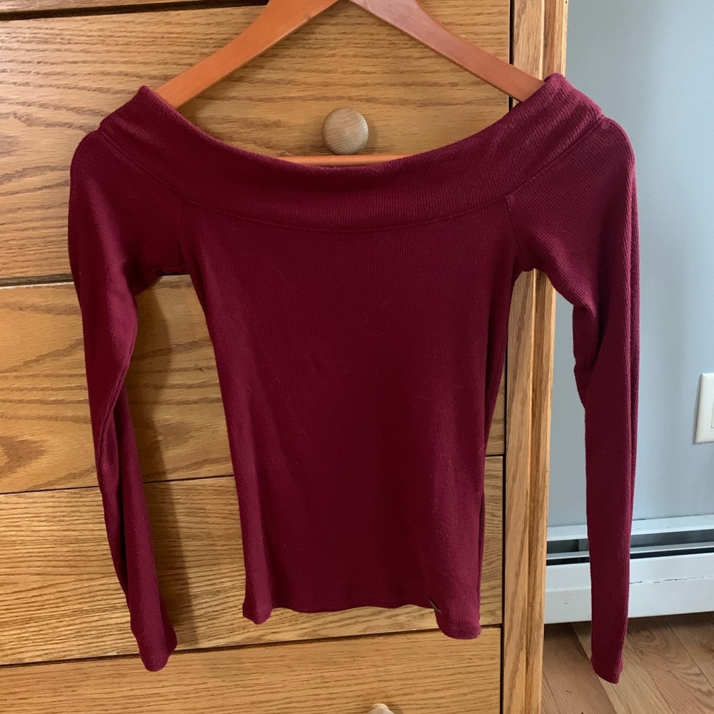 Hollister Off the Shoulder